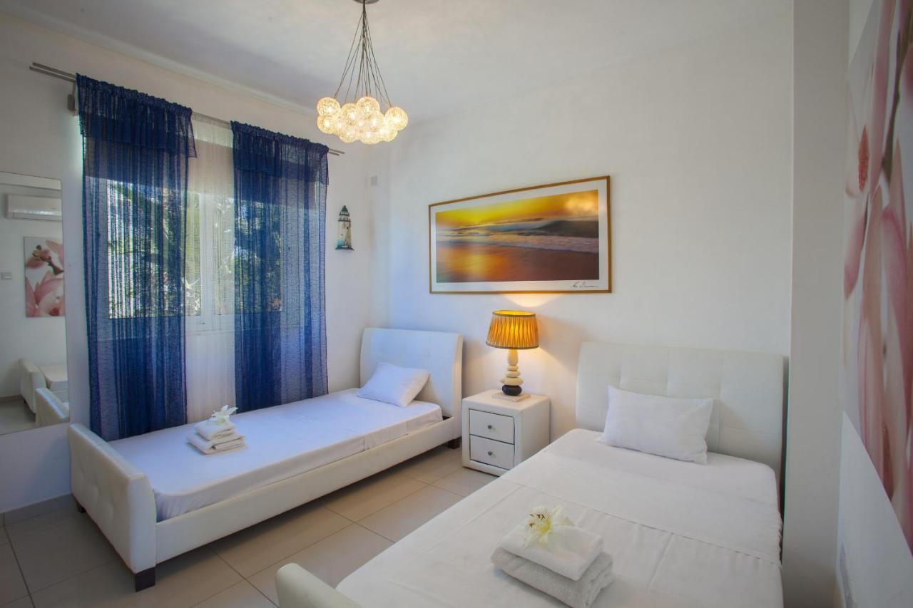 Ayia Thekla Seafront Villa Lavender Ayia Napa Ngoại thất bức ảnh